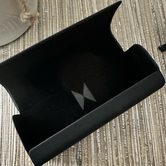 MVMT sunglasses - Picture 7 of 7